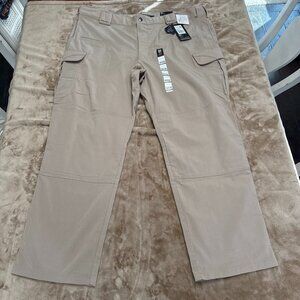 5.11 Tactical Cargo Series Men's size 44x30 Khaki Pants Pockets